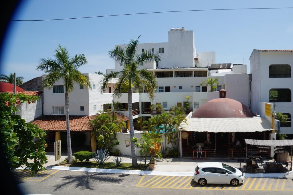 Hotel Plaza Tangolunda Exterior foto